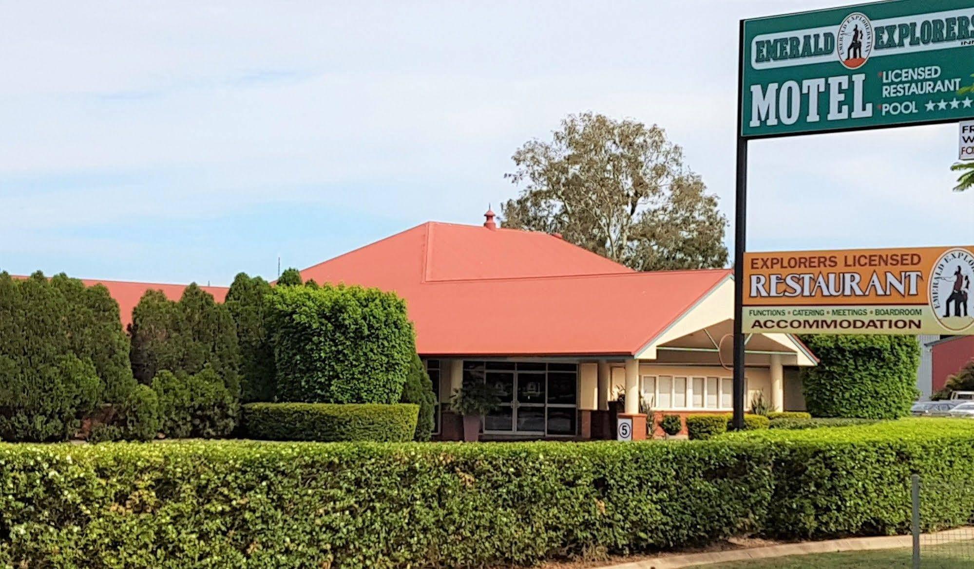 Emerald Explorers Inn מראה חיצוני תמונה