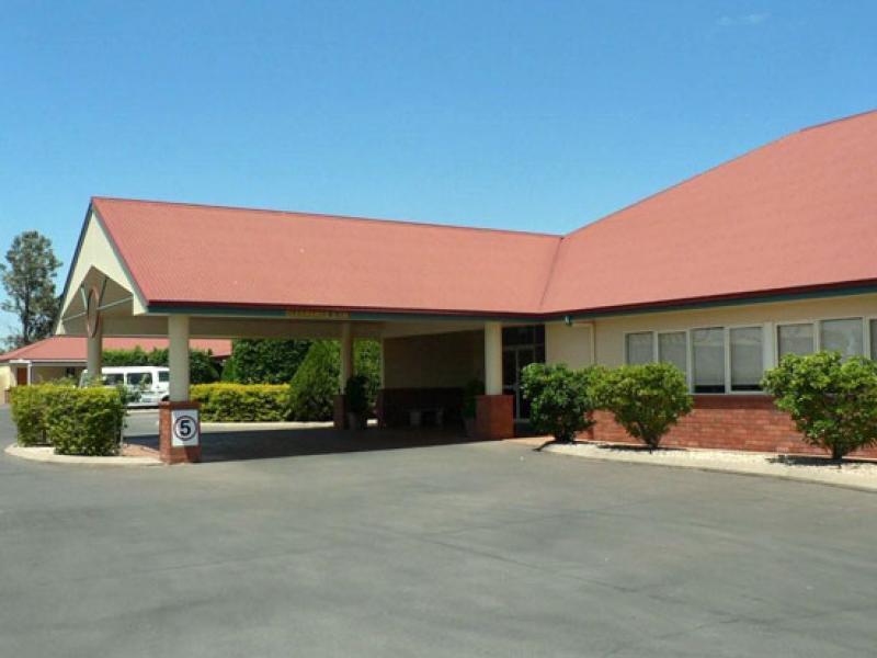 Emerald Explorers Inn מראה חיצוני תמונה
