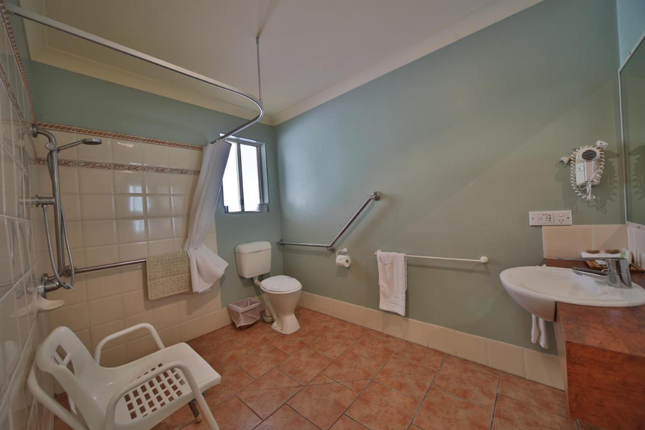 Emerald Explorers Inn מראה חיצוני תמונה